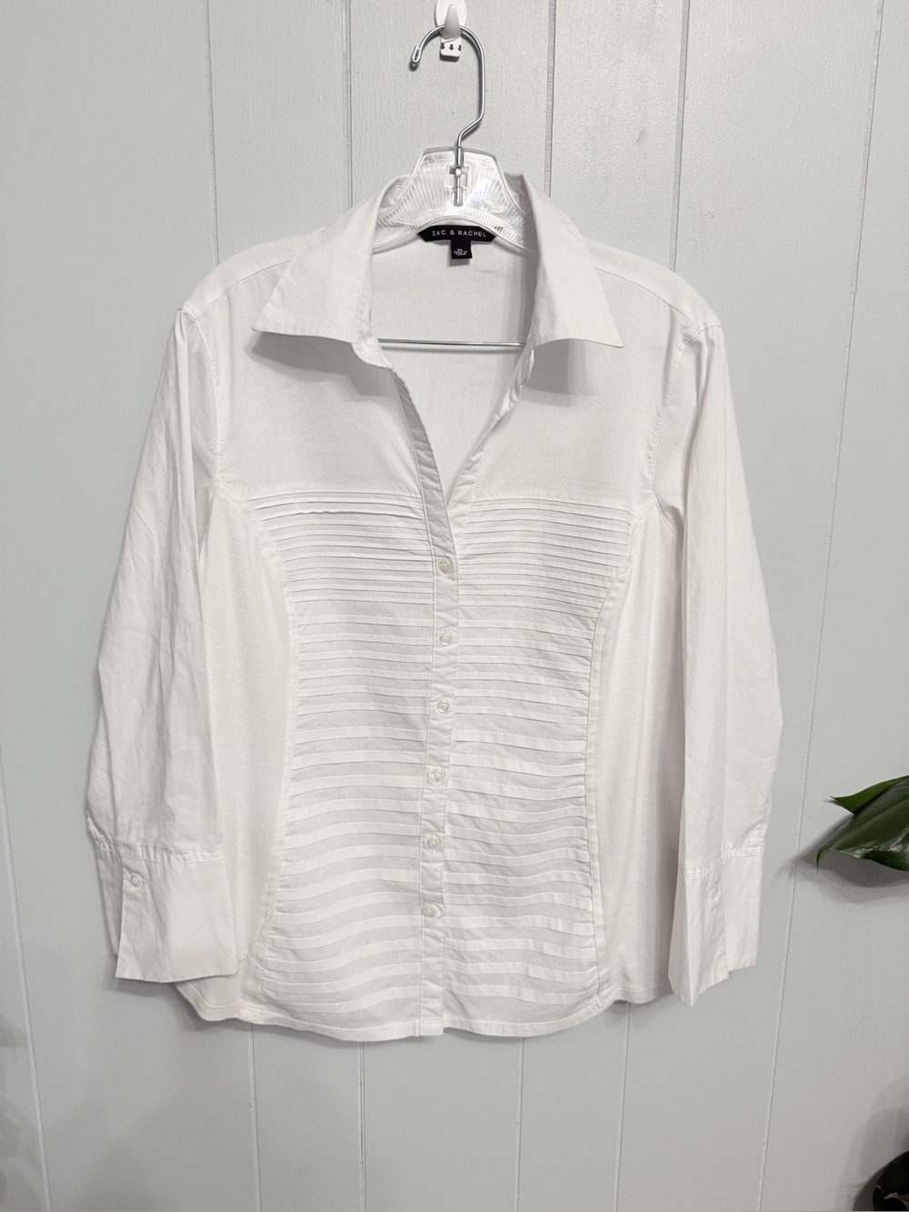 #18)  Zac & Rachel White Pintuck Button-Front Dress Shirt